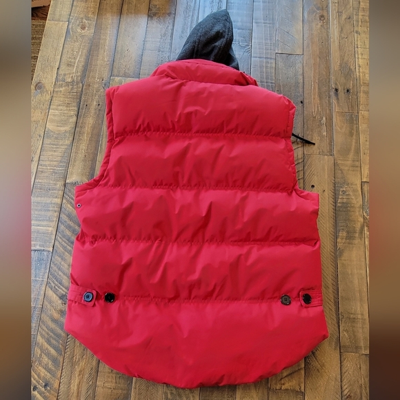 Joe Whistler vest - Picture 2 of 5
